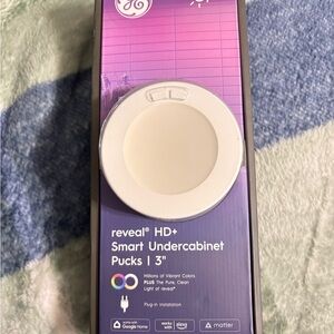 GE Reveal HD+ Smart Undercabinet Puck Light